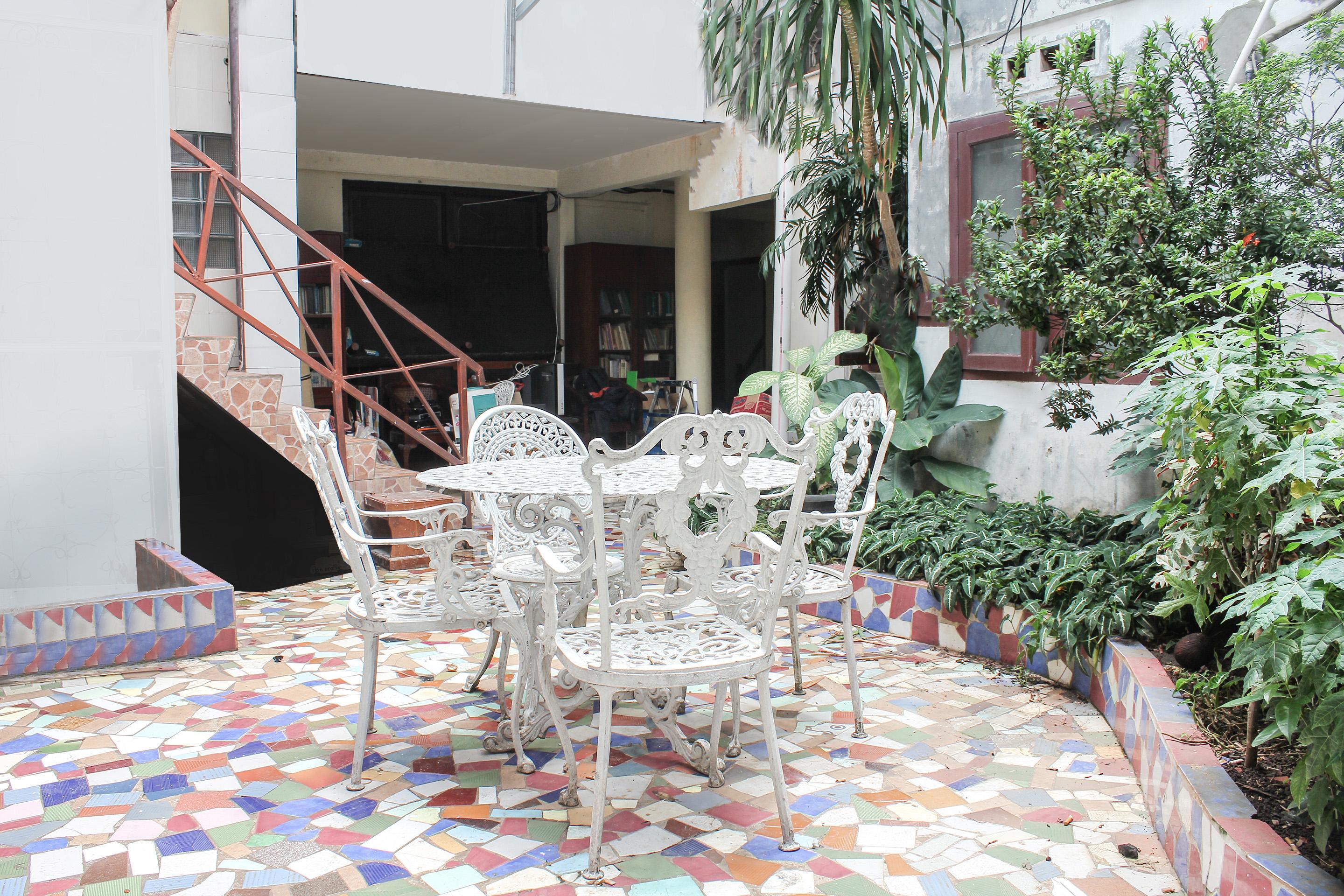 OYO 146 Menteng Residence Jakarta Exterior foto