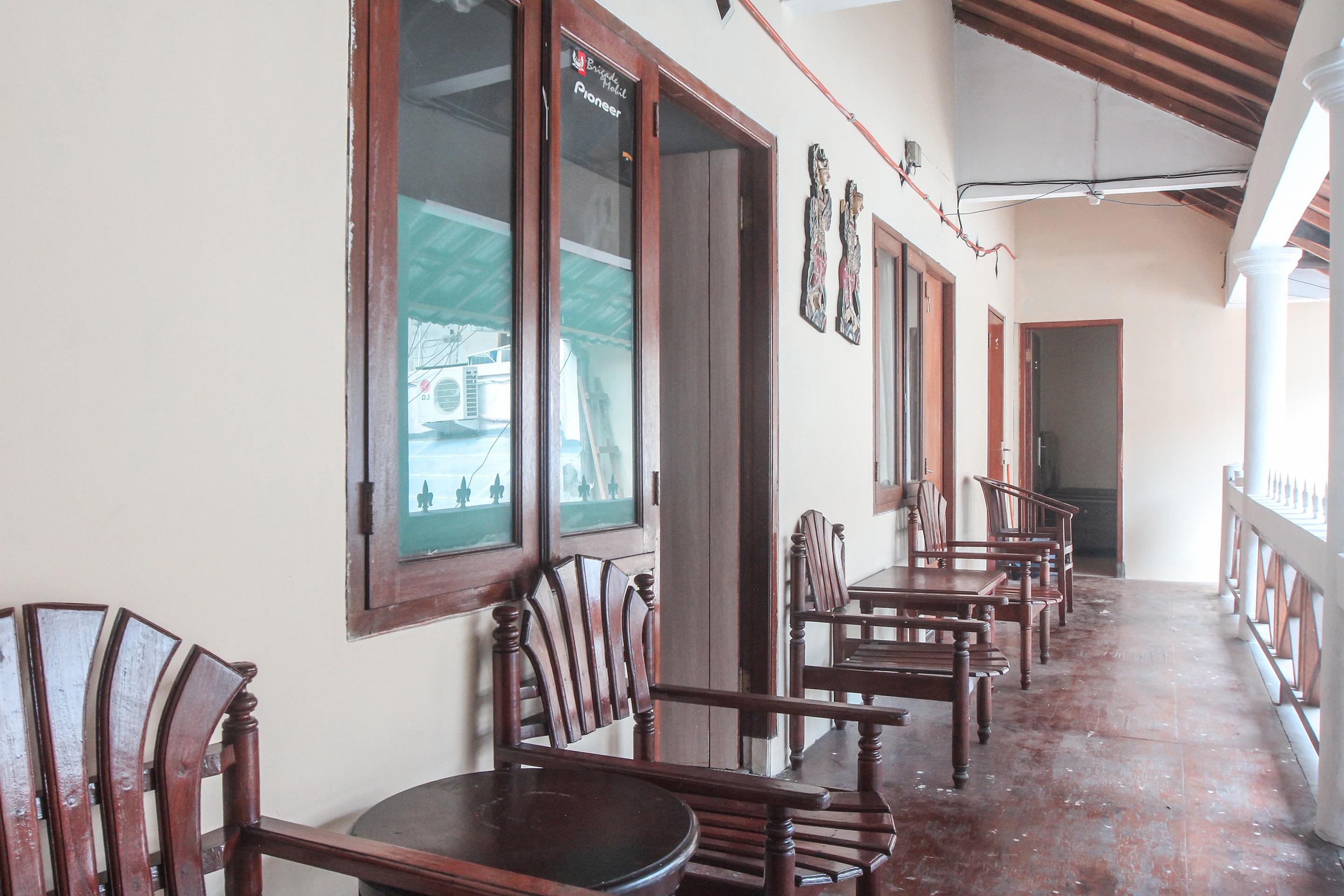 OYO 146 Menteng Residence Jakarta Exterior foto