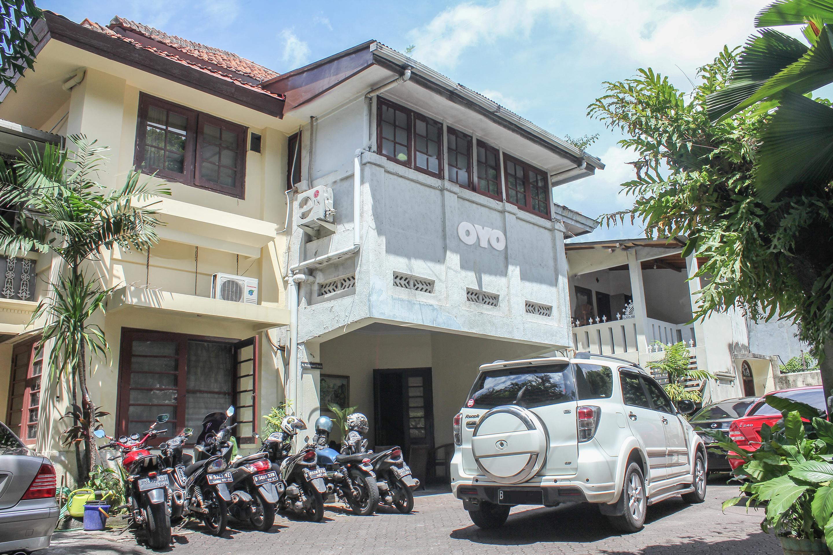 OYO 146 Menteng Residence Jakarta Exterior foto